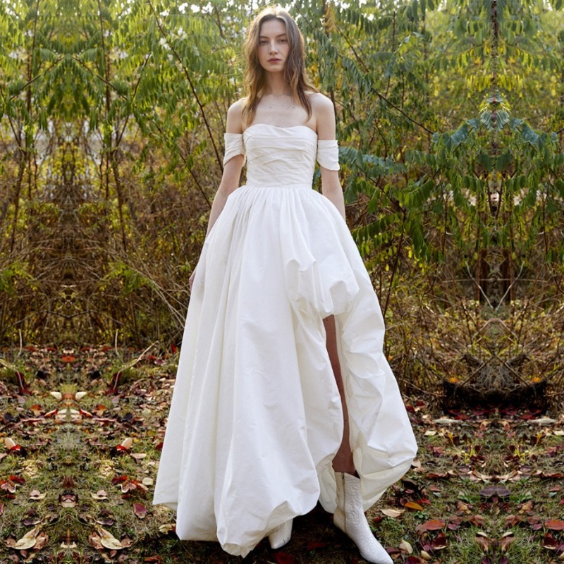 Photography Natural Lighting Basics - Einschultriges, schlichtes Hochzeitskleid 2026 – Neues,